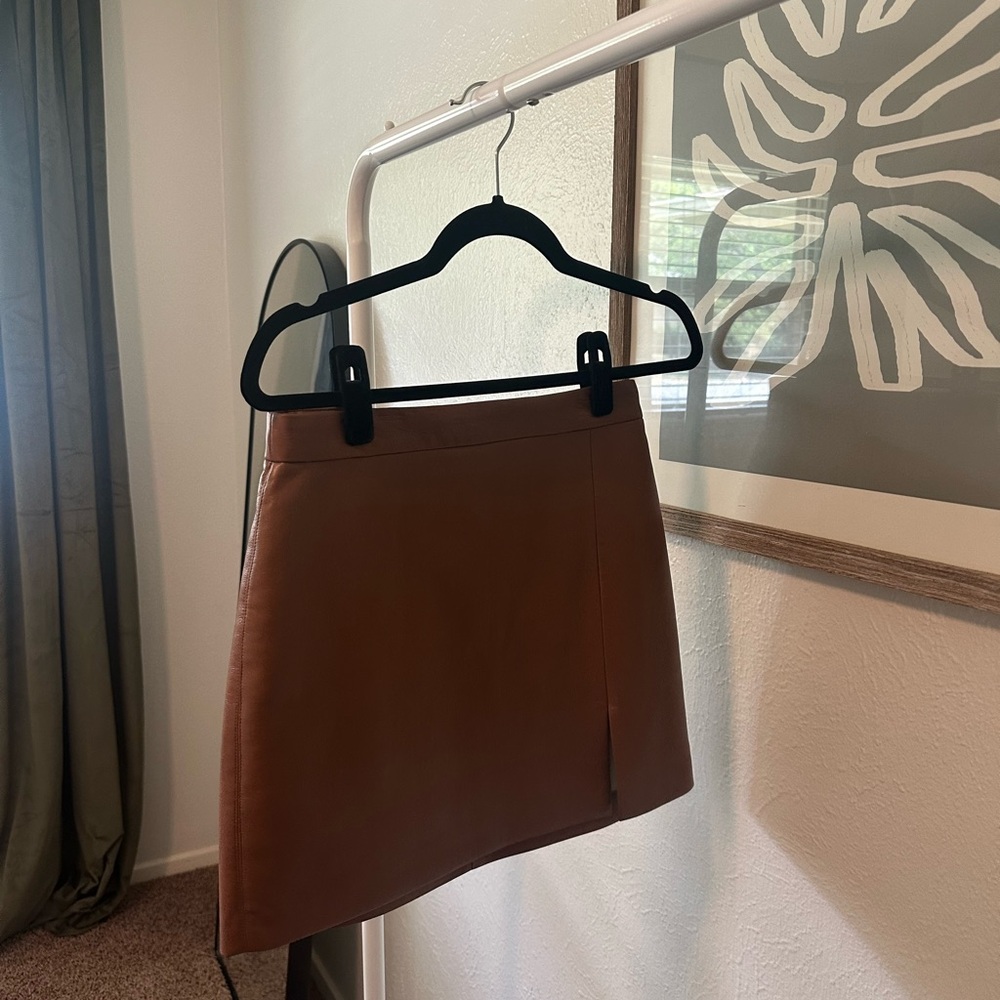 Aritzia / Wilfred Tan Leather Mini Skirt
